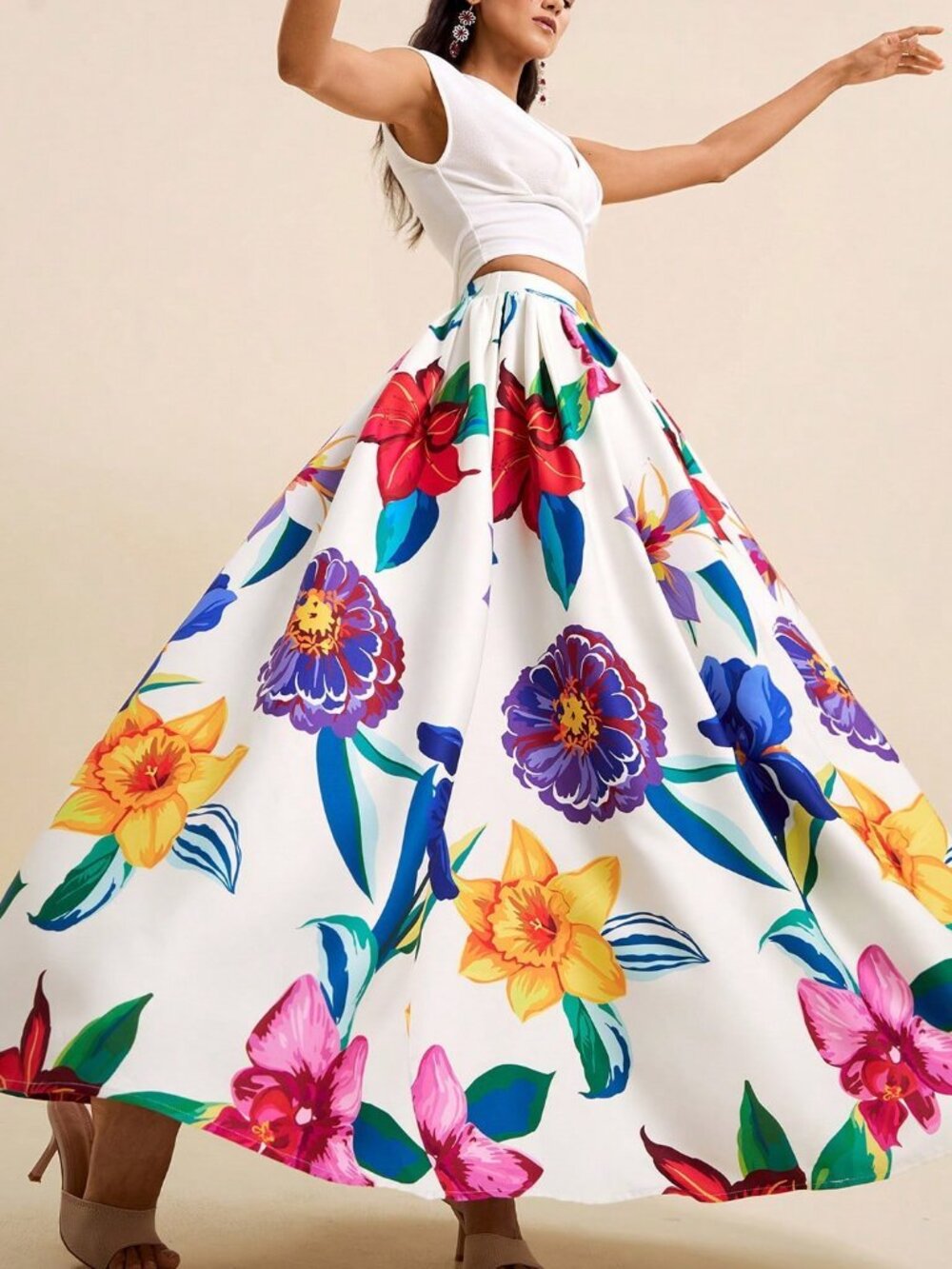 White Boho Women's Large Floral Print Flared Skirt - Picture 5 of 8